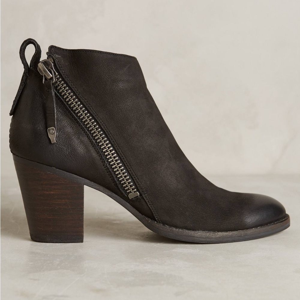 Dolce Vita Jaegar booties